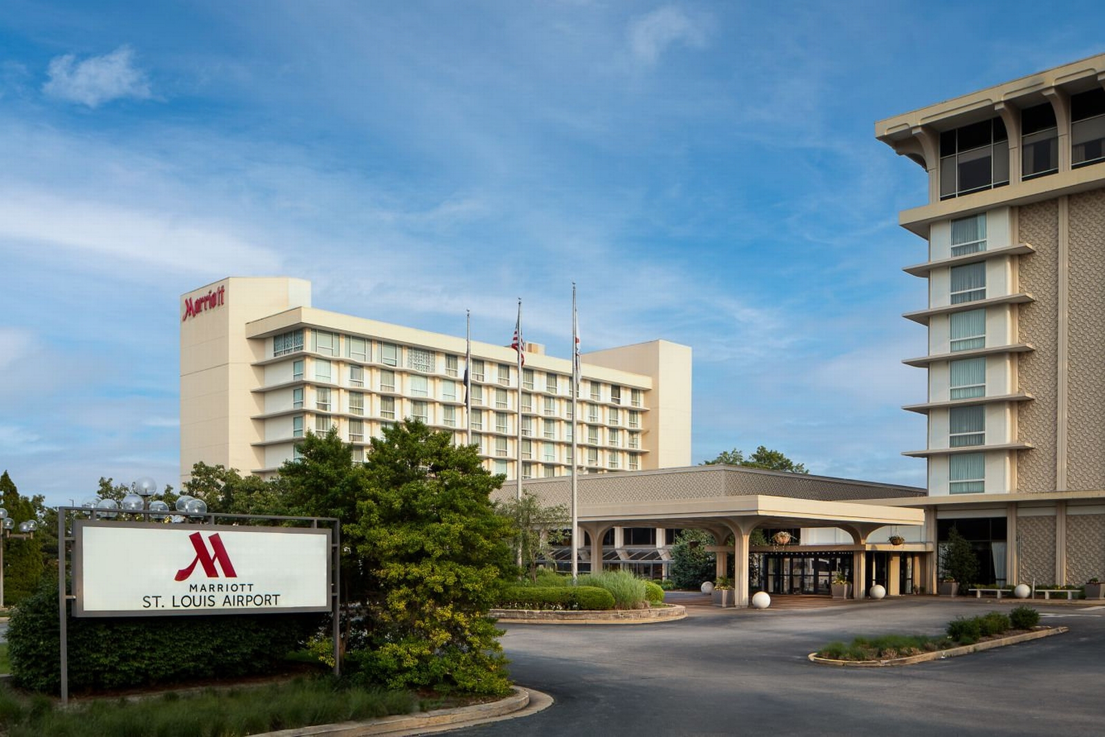 Marriott St. Louis Airport - The Marriott is conveniently located next to St. Louis Airport.