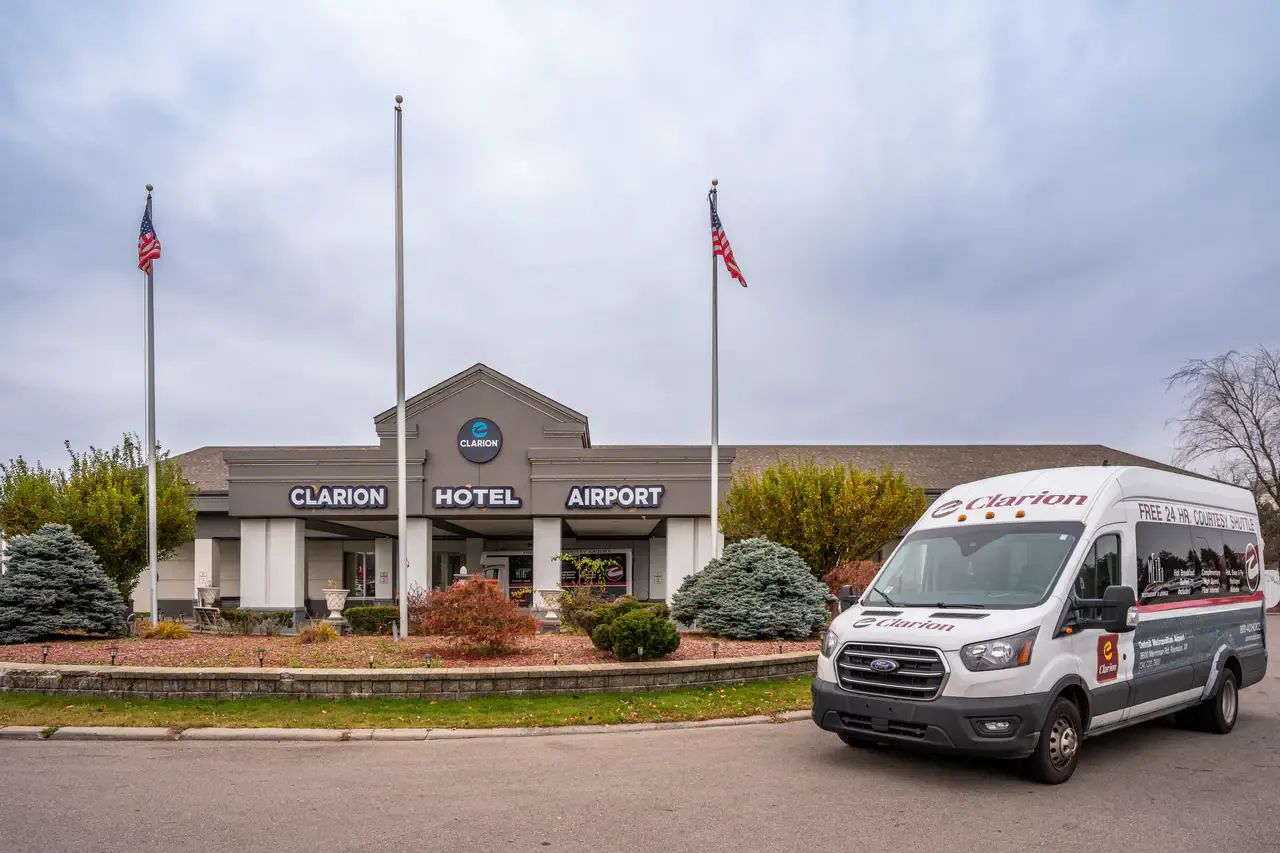 Clarion Detroit Airport - The Clarion is conveniently located 1/2 mile from the Detroit Airport. 