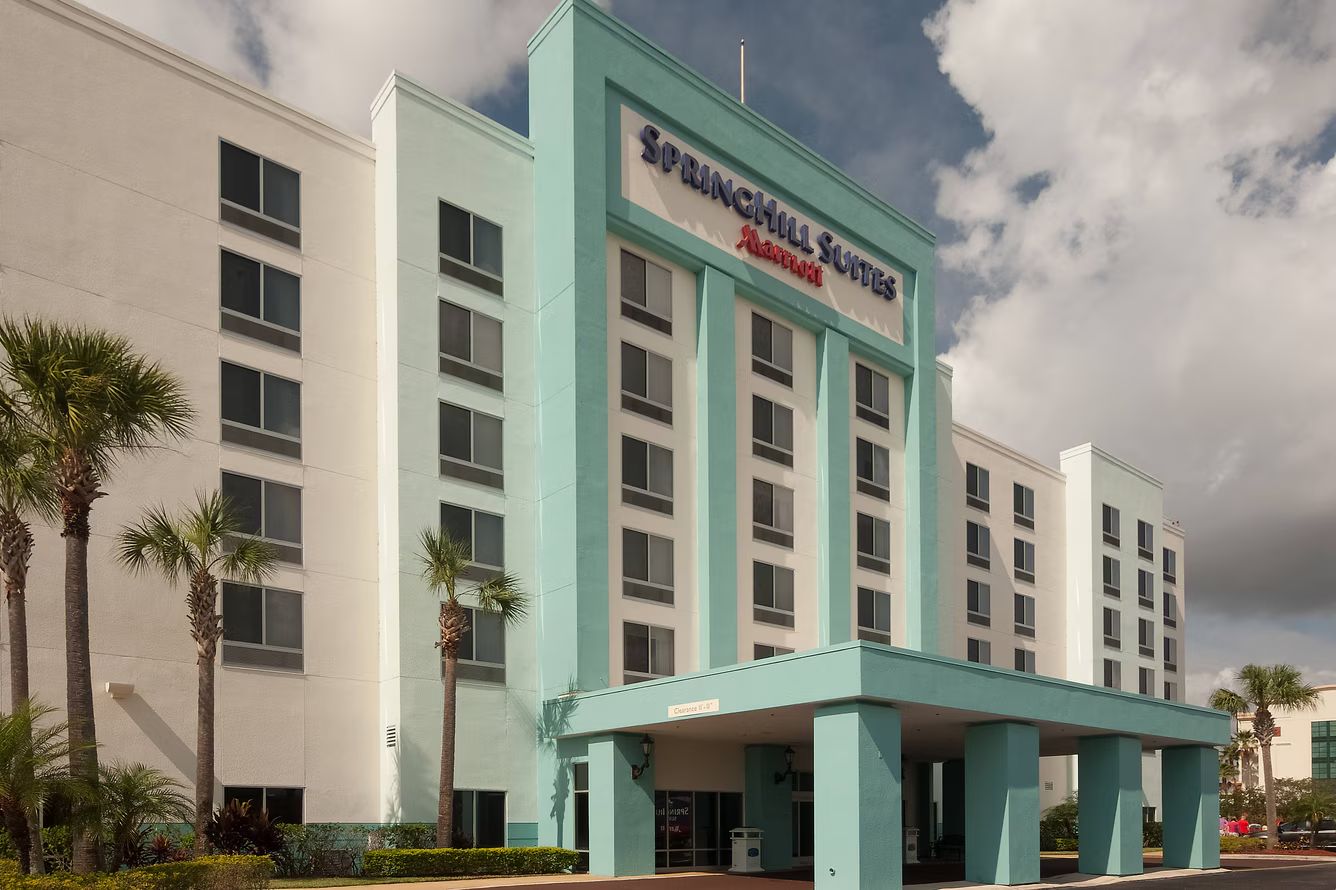 SpringHill Suites Orlando Airport - The Springhill Suites is conveniently located 1 mile from Orlando Airport.