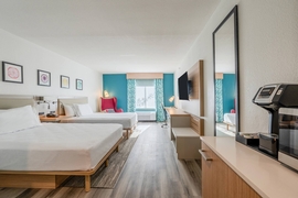 Hilton Garden Inn Ft Lauderdale Airport Cruise Port - The standard room with 2 double beds includes complimentary WiFi.