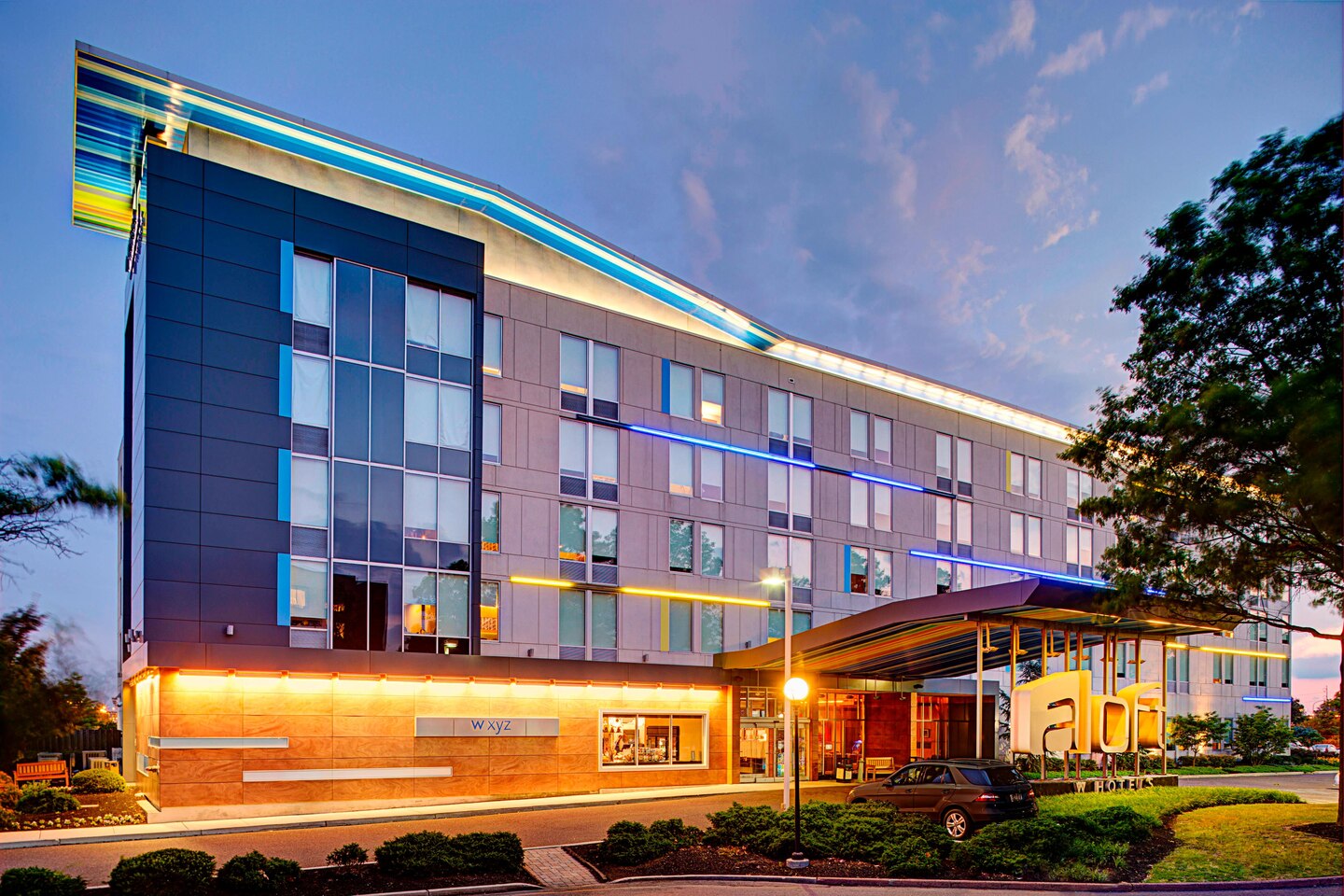 aLoft Philadelphia Airport - The Aloft is located just minutes from Philadelphia Airport.