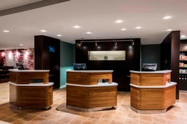 Courtyard by Marriott Chicago O'Hare - Arrange transfers with the front desk upon arrival.