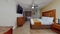 Rodeway Inn & Suites Fort Lauderdale Airport & Cruise Port - The standard king room includes complimentary WiFi.