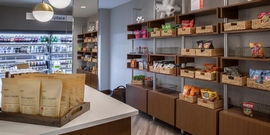 Crowne Plaza St. Louis Airport - Pick up snacks, drinks, and necessities from the hotel's lobby shop. 