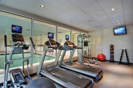 Hilton Garden Inn Raleigh Durham Airport - Keep up with your gym routine in the hotel's fitness center. 