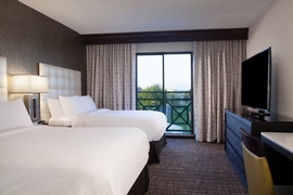 Embassy Suites by Hilton Philadelphia Airport - The standard suite with two double beds.