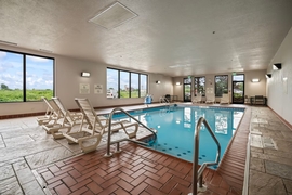 Hampton Inn Ridgefield Park - Manhattan Cruise Package - Enjoy a swim in the hotel's indoor pool. 