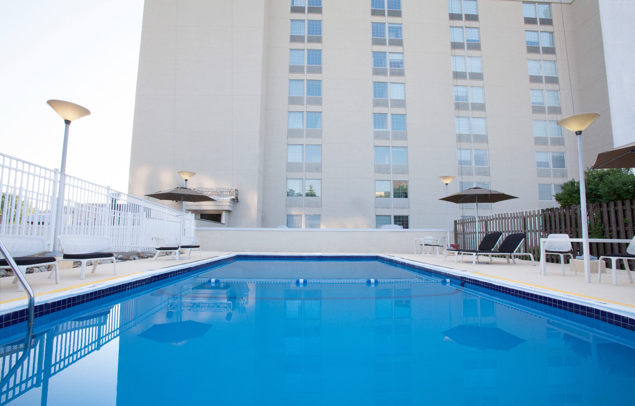 Travel Agent Exclusives Sheraton Pittsburgh Airport Hotel