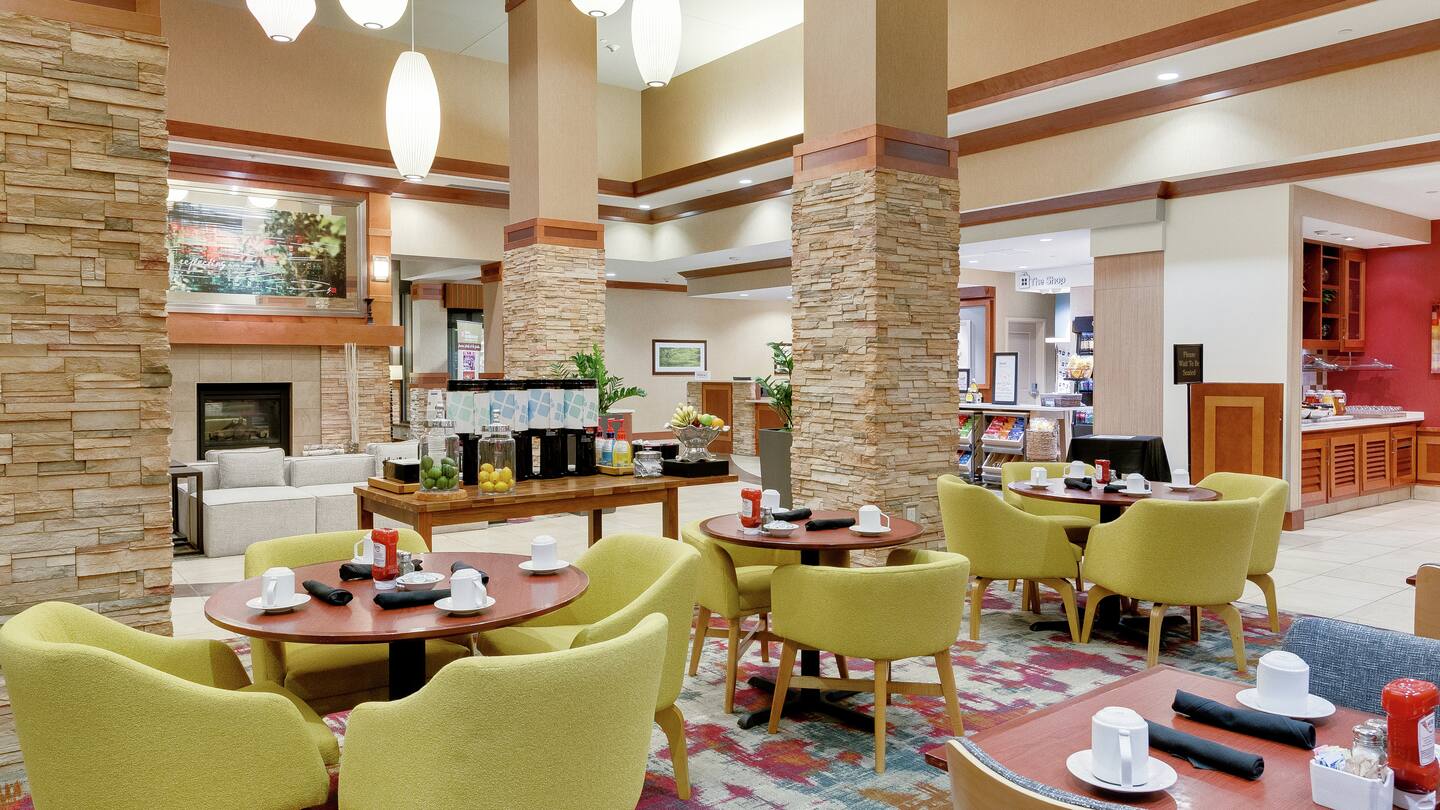 Travel Agent Exclusives - Hilton Garden Inn Milwaukee Airport