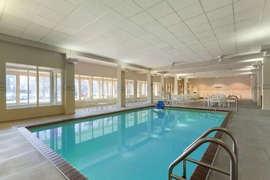 Country Inn & Suites Bloomington Mall of America - Take a dip in the hotel's heated indoor pool.