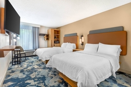 Hampton Inn Tampa Airport Westshore - The standard room with 2 double beds includes complimentary WiFi. 