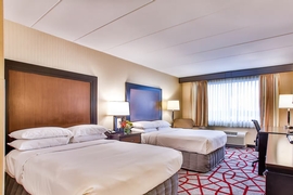 DoubleTree Hotel Alsip Chicago Midway Airport - The standard room with 2 double beds.