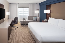 DoubleTree by Hilton Newark Airport - The standard room includes a 37 inch TV, in room coffee maker, and a desk with an ergonomic chair.