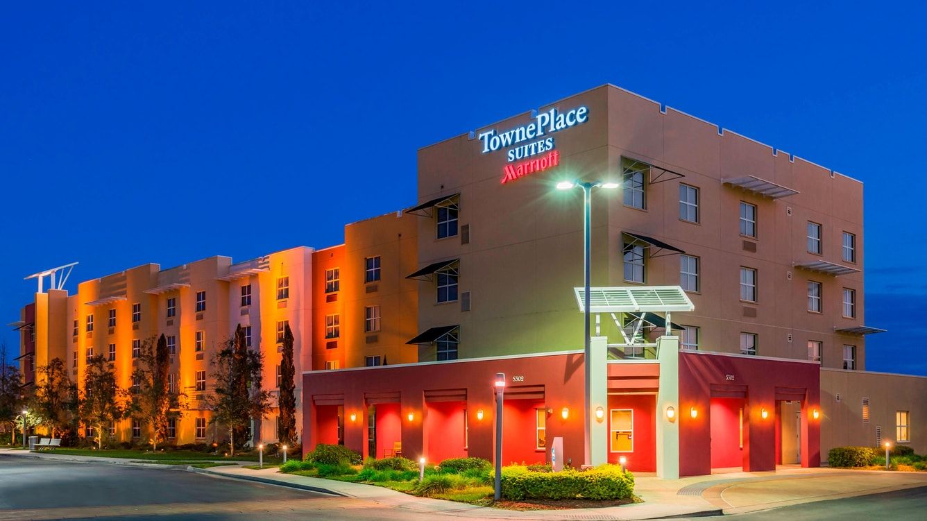 TownePlace Suites Tampa Westshore - The Towneplace Suites is conveniently located 1.5 miles west of the Tampa Airport. 