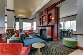 Hilton Garden Inn Indianapolis Airport - Relax in the hotel lobby while waiting on your transfer.