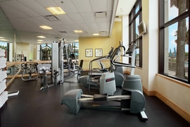 Hilton Cocoa Beach Oceanfront Port Canaveral - Keep up with your gym routine in the hotel's fitness center. 
