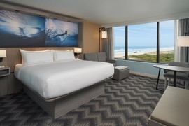Hilton Cocoa Beach Oceanfront Port Canaveral - The standard king room.