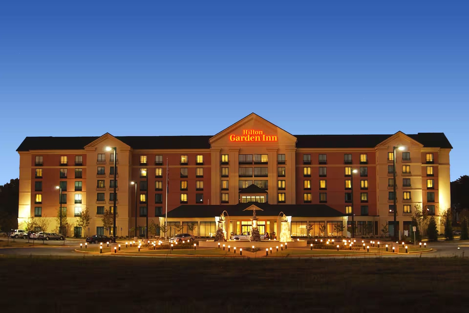 Hilton Garden Inn Atlanta Airport - Millennium Center - The Hilton Garden Inn is conveniently located 1.2 miles from the Atlanta Airport.